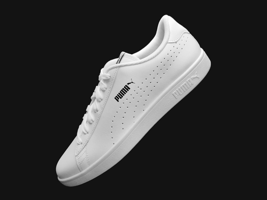 White Puma leather low-top sneaker